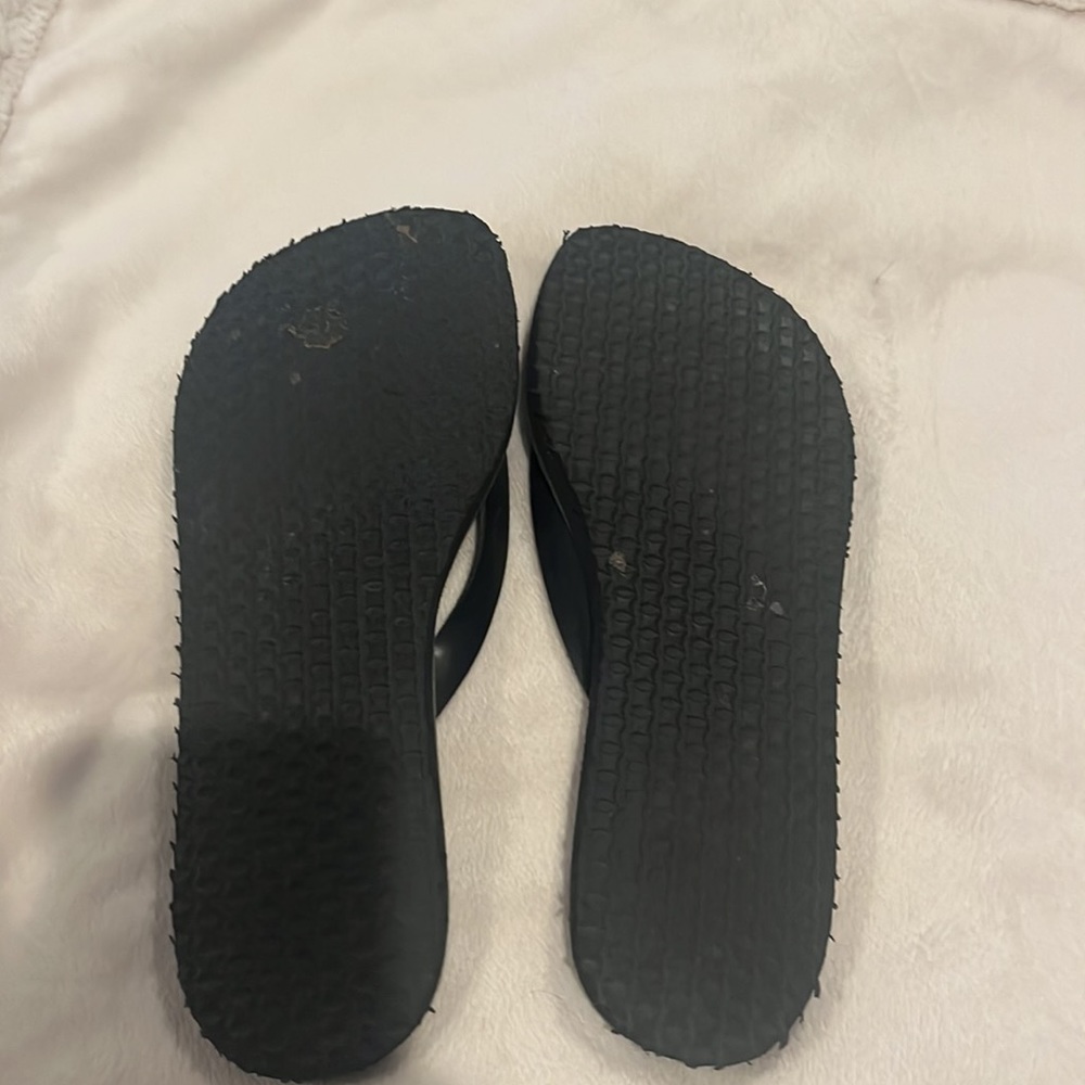 Flip flops - Picture 2 of 3